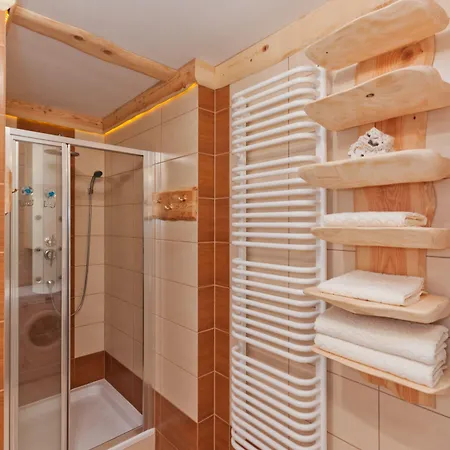 Przy Dolinie Koscieliskiej - Prywatne Jacuzzi & Sauna Kościelisko