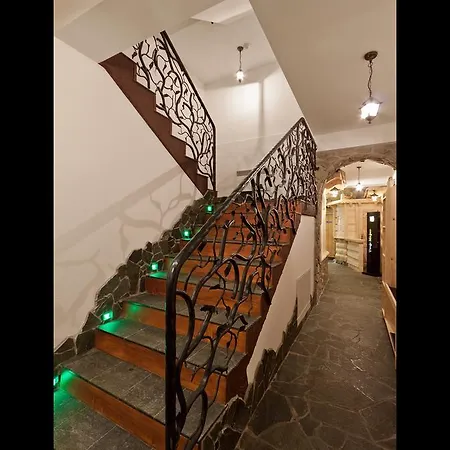 Przy Dolinie Kościeliskiej
